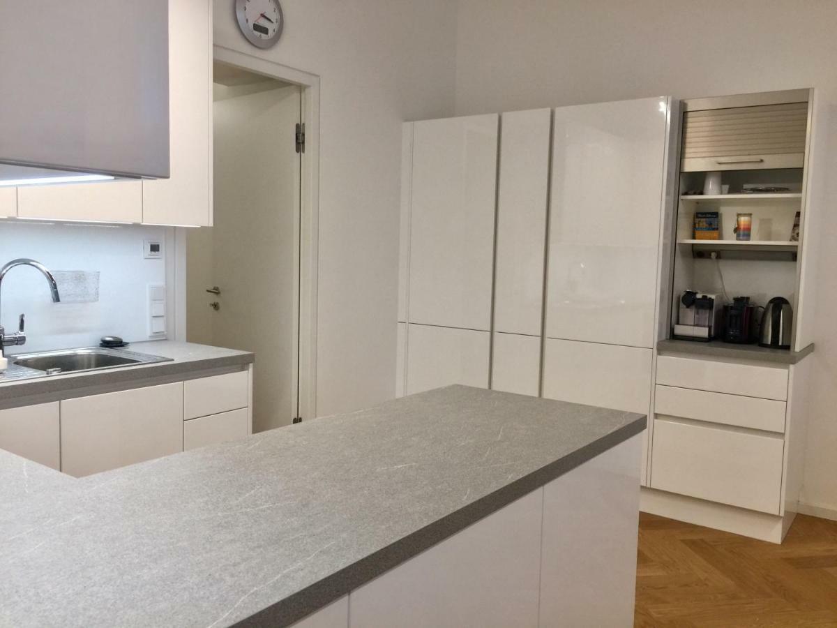 Homestay Sisi Vienna Esterno foto